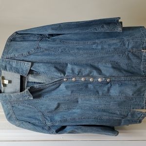 Size 22/24 blue denim jacket. 16$